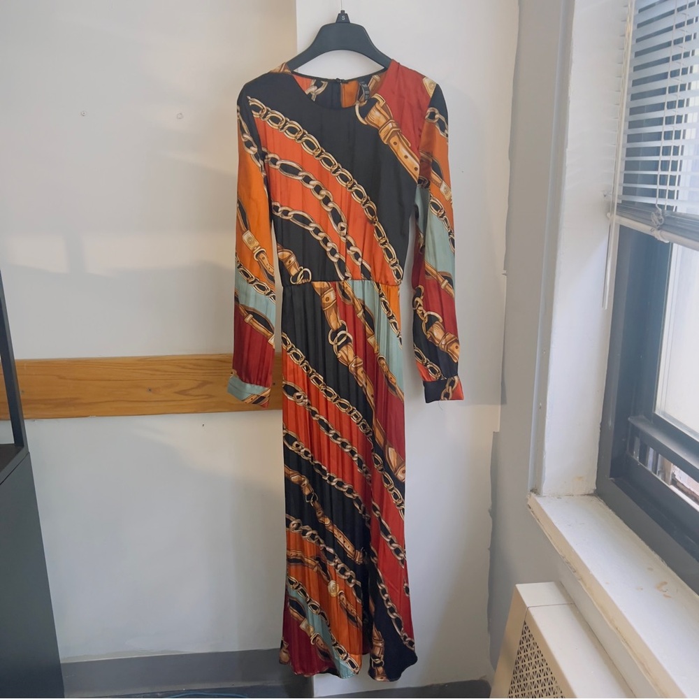 Zara Elegant Chain Print Long Sleeve Dress